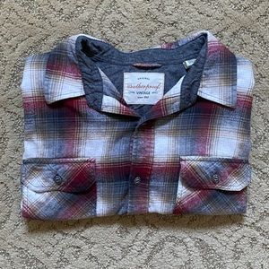 Weatherproof button up long sleeve flannel XL